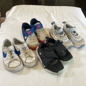 Lot of boys Nike sneakers